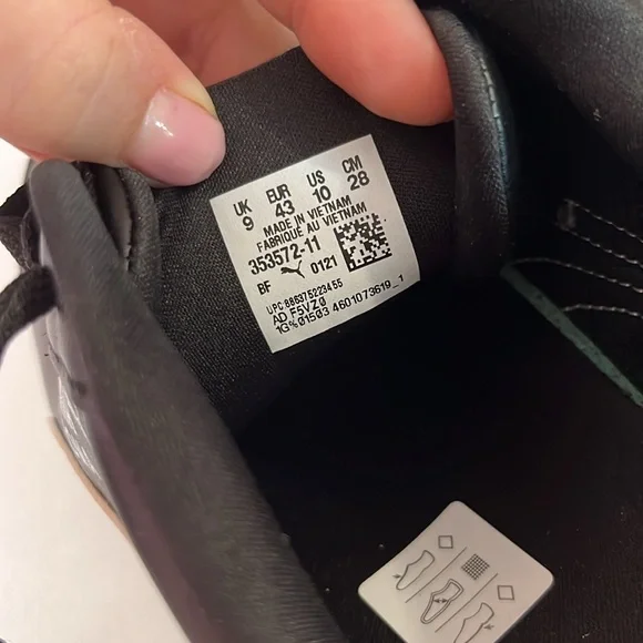 Brand new puma sneakers mens size 10 black and white lace up shoes - Picture 4 of 11